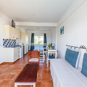 2* Hotel Andreotis Apts